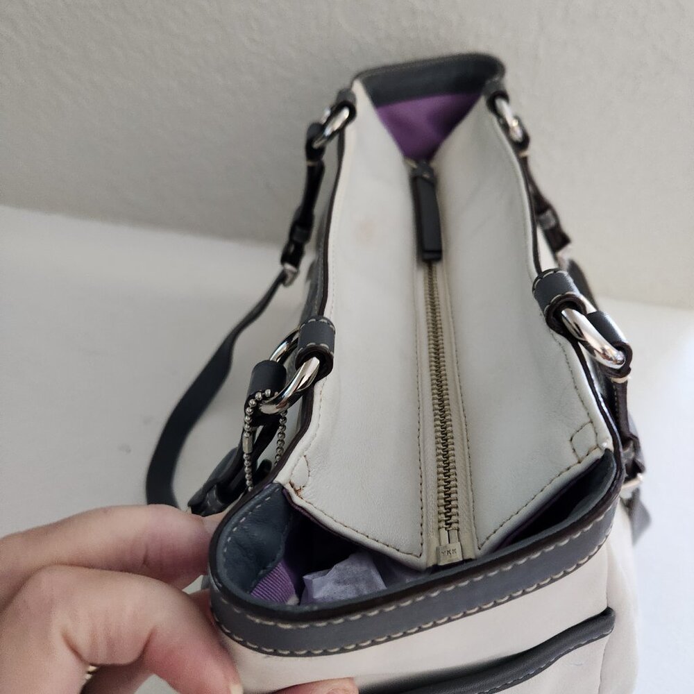 Coach White & Gray Y2K Leather Handbag Tote Purse - Picture 10 of 15